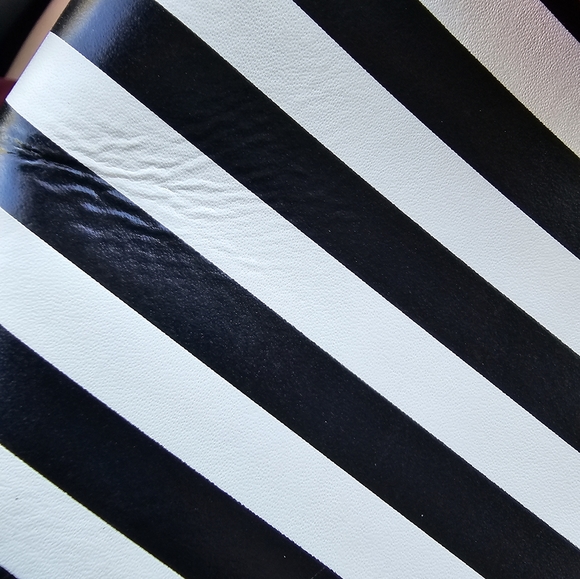 Kate Spade Extra Spicy Millie Crossbody - Picture 7 of 8